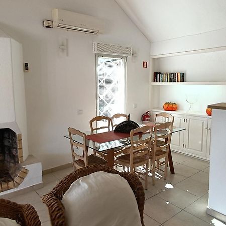 Villa 81 Amazing Villa In A Fantastic Location On Oura Beach 阿尔布费拉 外观 照片