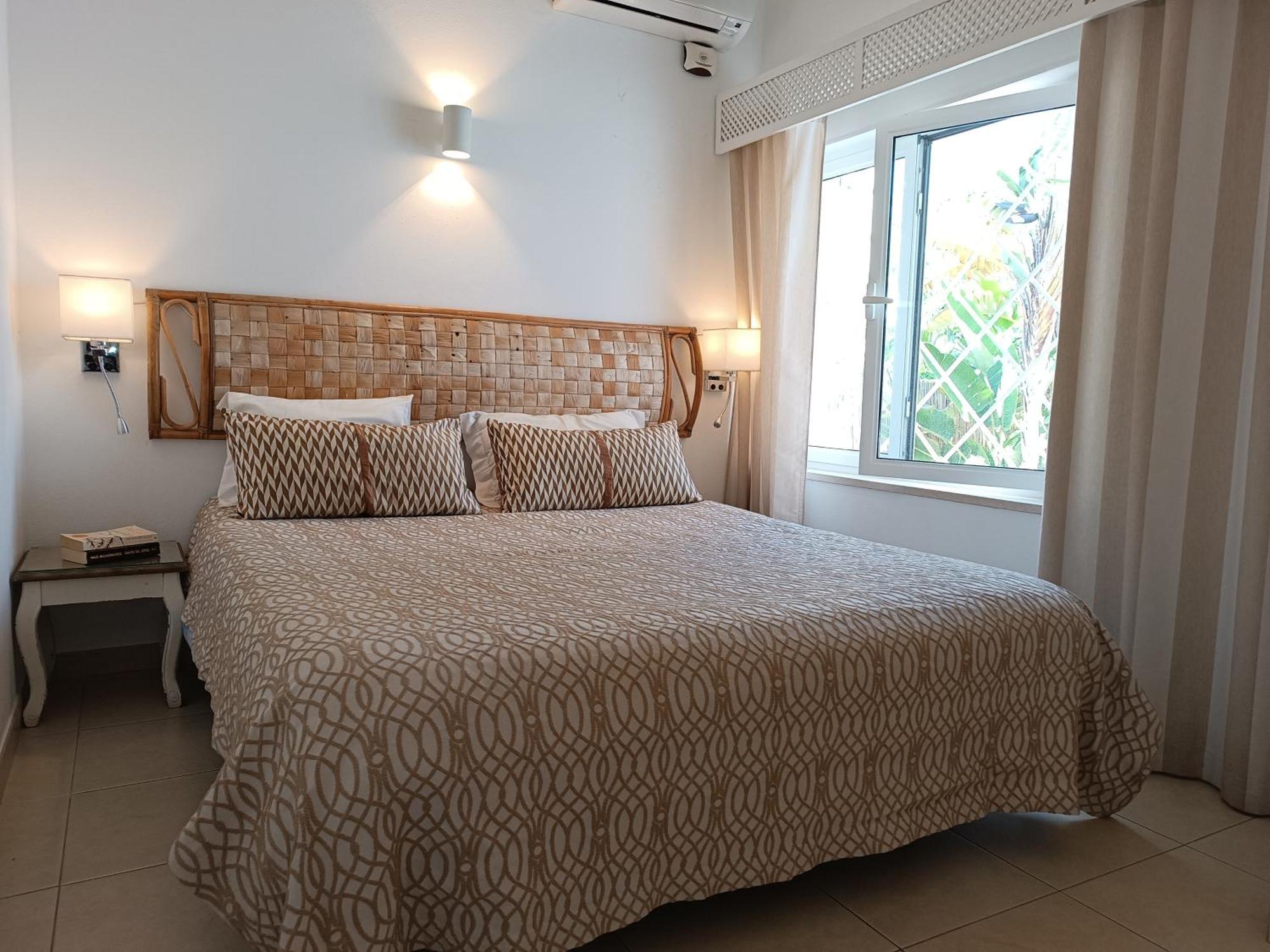 Villa 81 Amazing Villa In A Fantastic Location On Oura Beach 阿尔布费拉 外观 照片